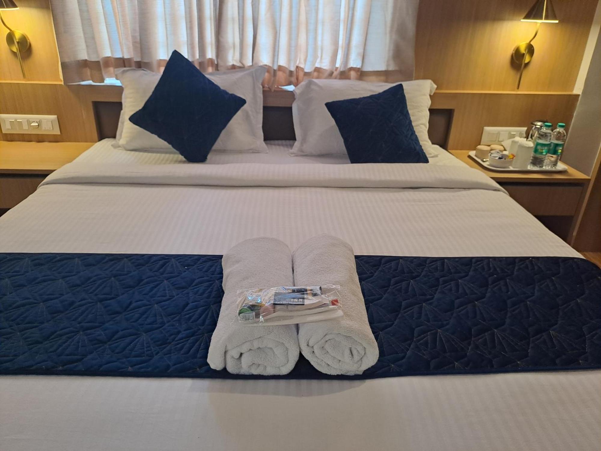 Sky Inn Mysore Esterno foto