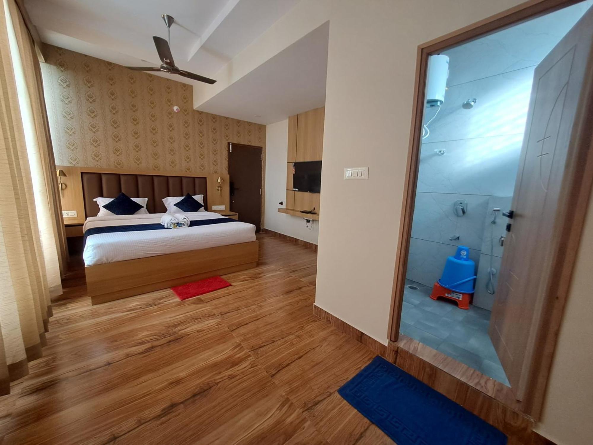 Sky Inn Mysore Esterno foto