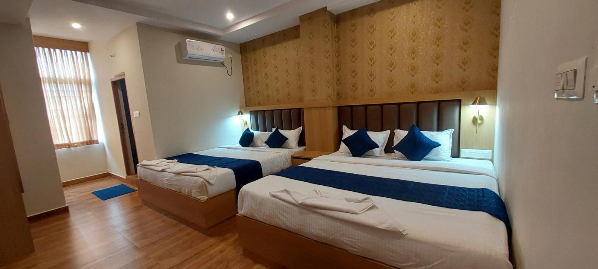 Sky Inn Mysore Esterno foto
