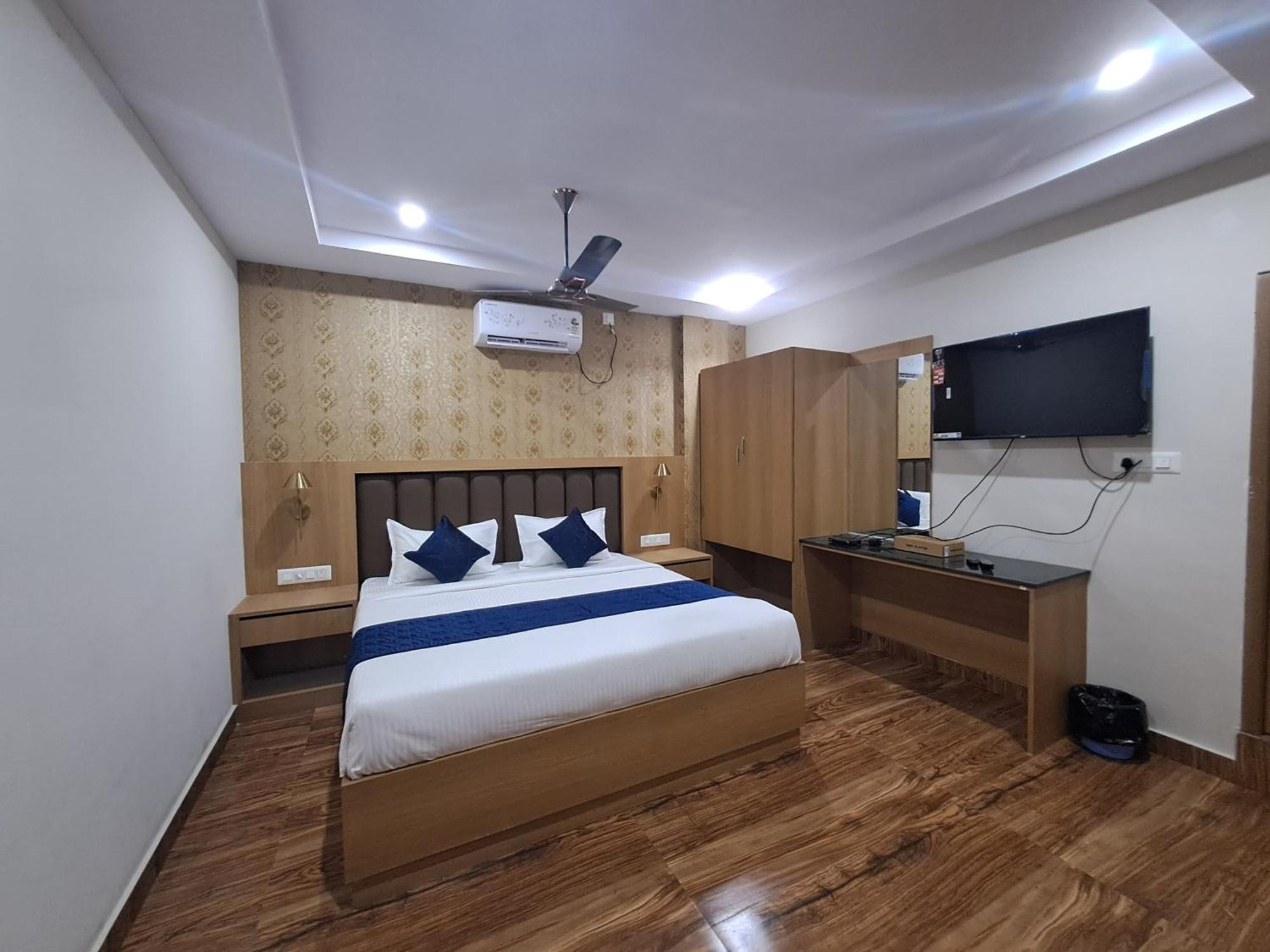 Sky Inn Mysore Esterno foto
